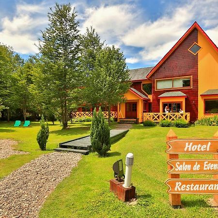 Hotel Y Cabanas Patagonia Green 푸에르토 아이센 외부 사진