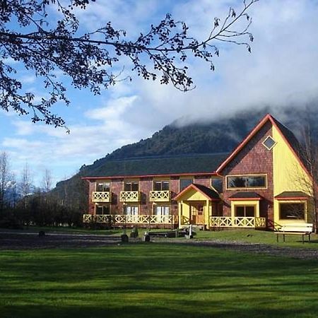 Hotel Y Cabanas Patagonia Green 푸에르토 아이센 외부 사진